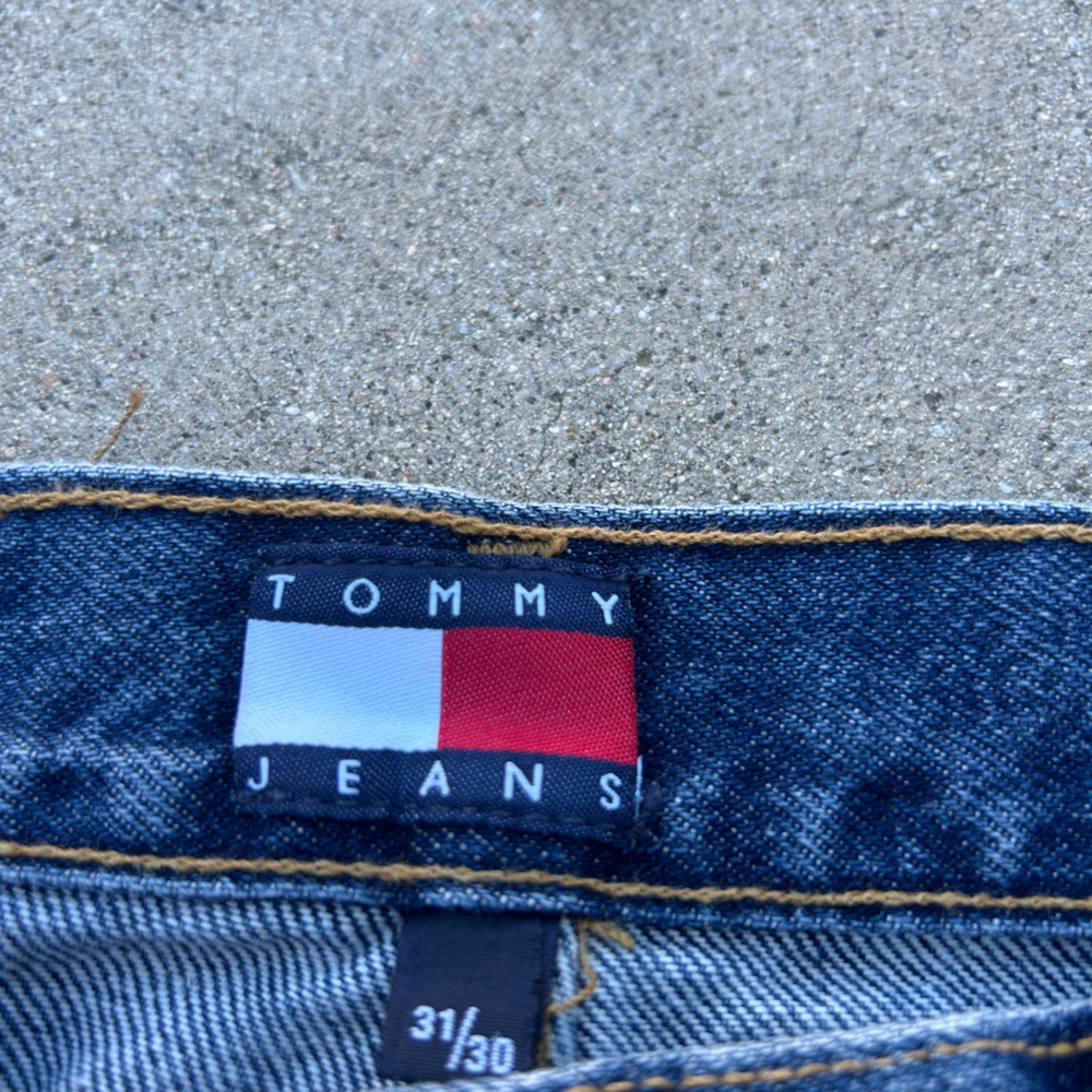 Vintage Tommy Hilfiger Loose Fit Blue Denim Jeans Size 31/30 - Picture 4 of 8